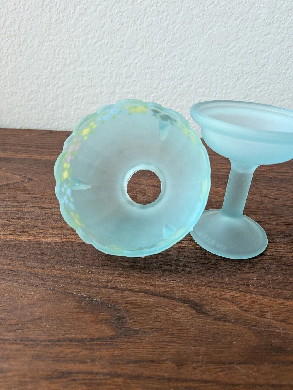Vtg Frosted Blue Floral Pedestal Scallped Fairy Lamp Made lnTaiwan Cottagecore